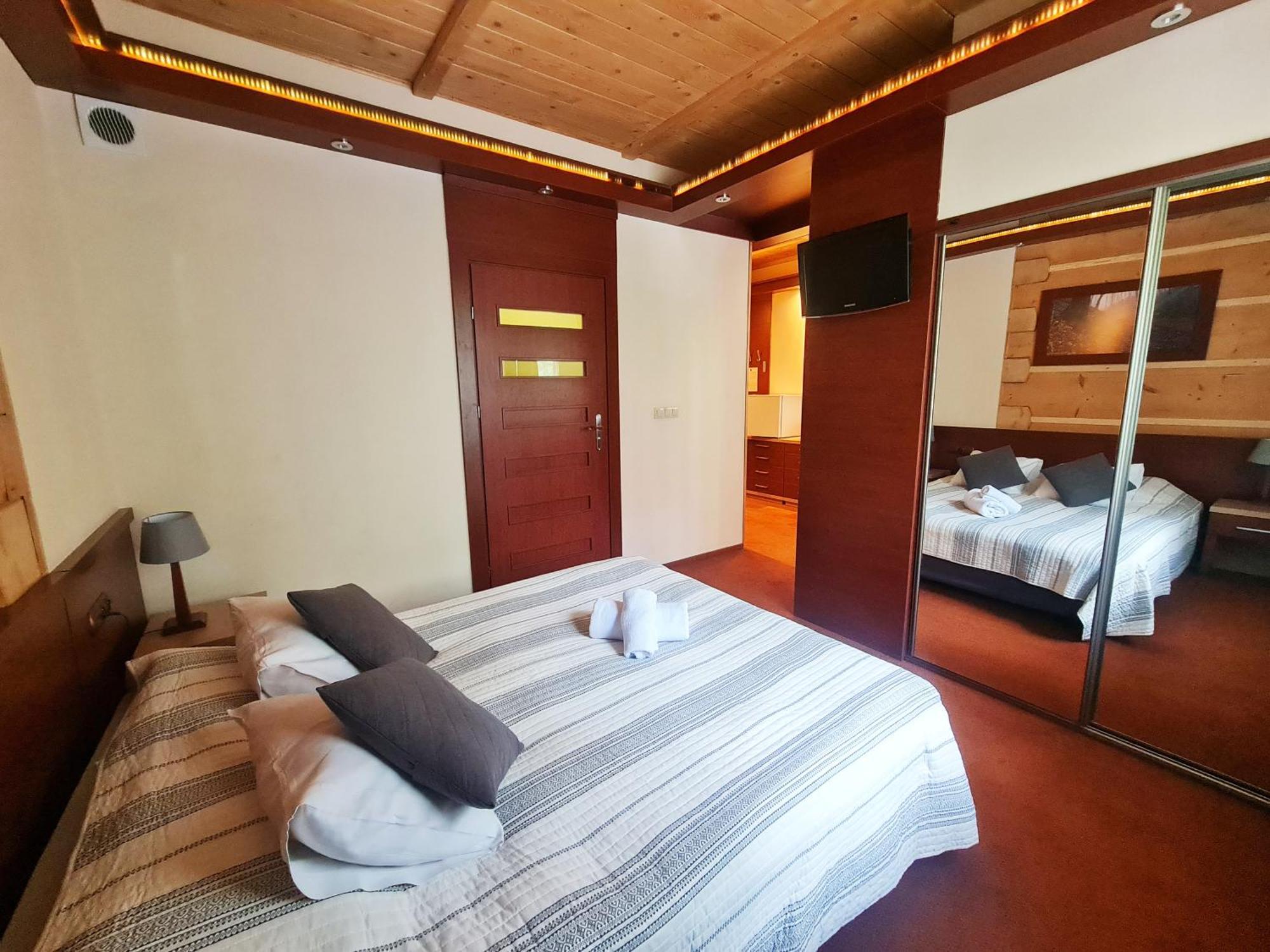 Hotel 365 Kielce Exterior foto