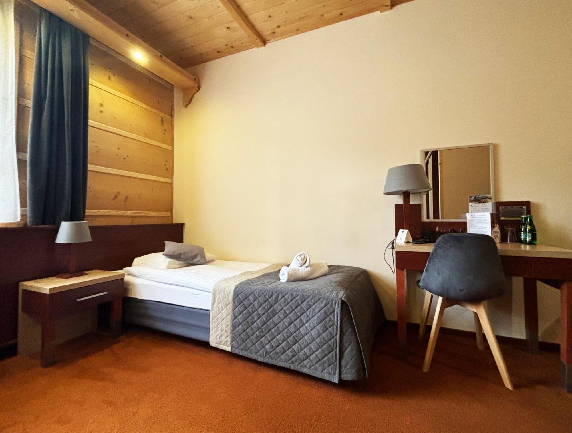 Hotel 365 Kielce Exterior foto