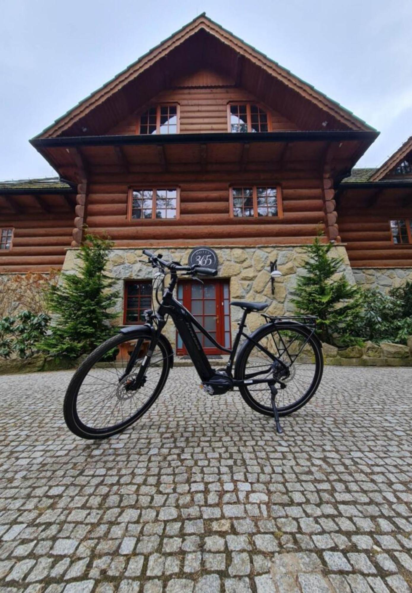 Hotel 365 Kielce Exterior foto